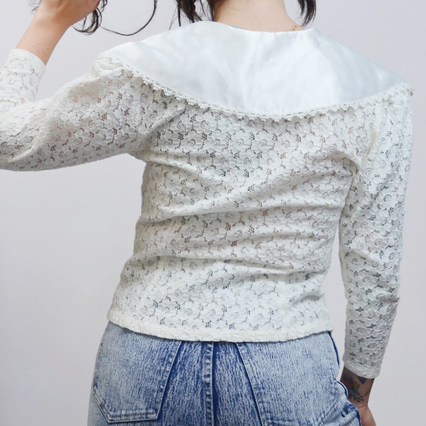 XS 1990s Lace Preppy Blouse Vintage 80s Girly Satin Top