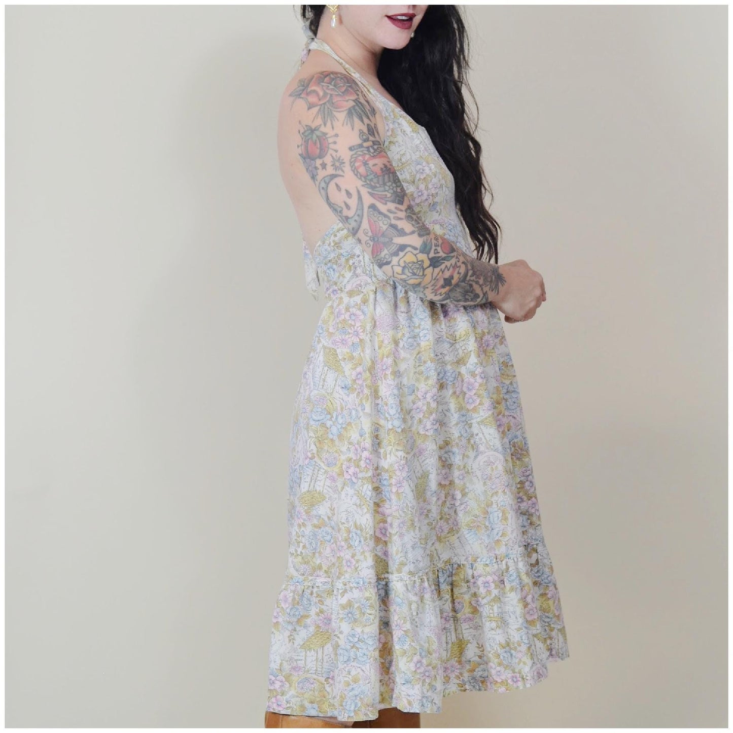 medium - 1970s Halter Dress 70s Vintage Fit and Flare Lightweight Dress Backless