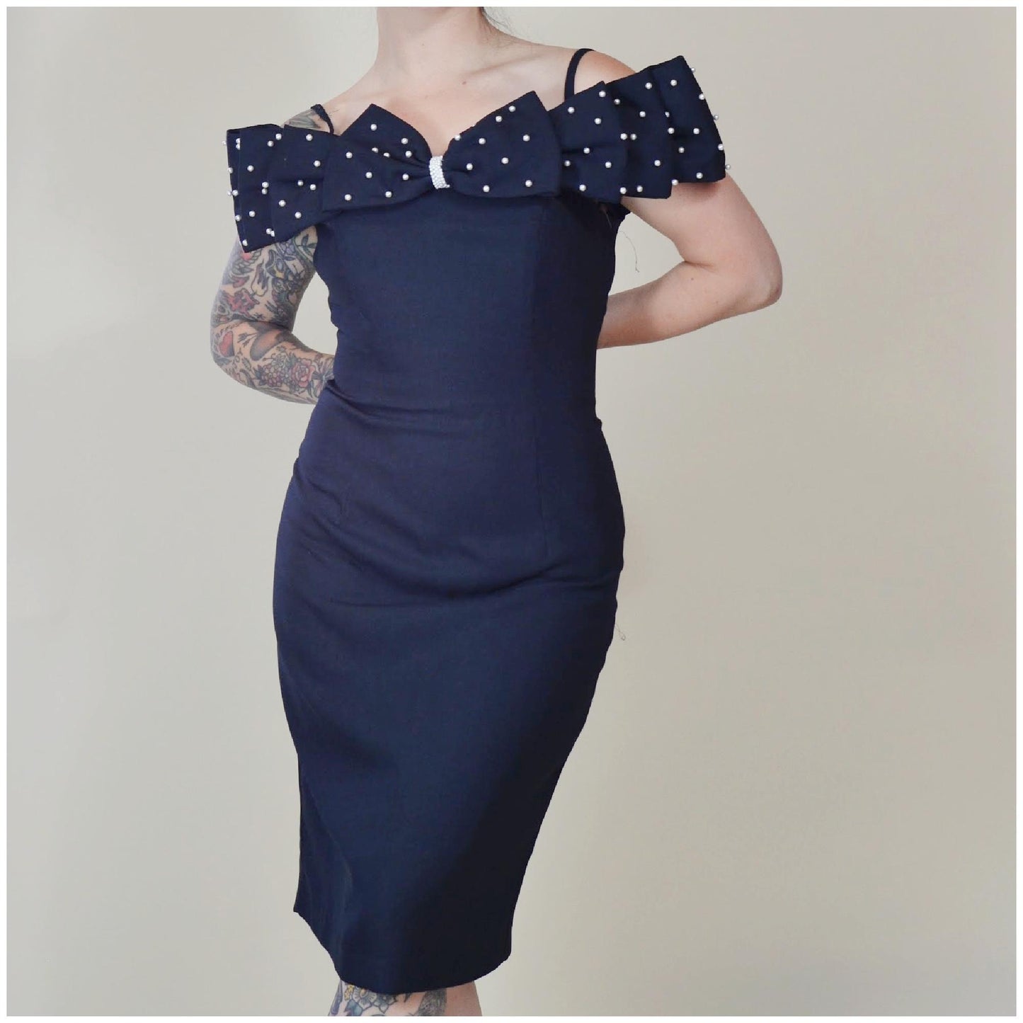 33 waist Vintage 1980s Party Dress 80s Wiggle Dress Pearl Detail