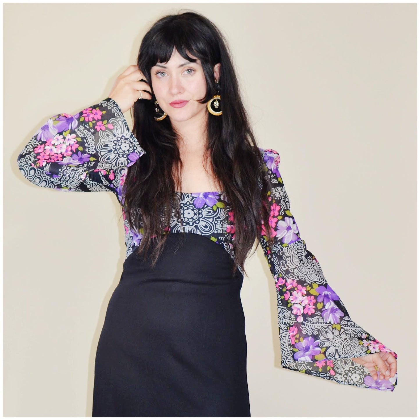 small 1970s Vintage Angel Sleeve Dress 70s Maxi Dress Purple Floral Goth Princess Dress