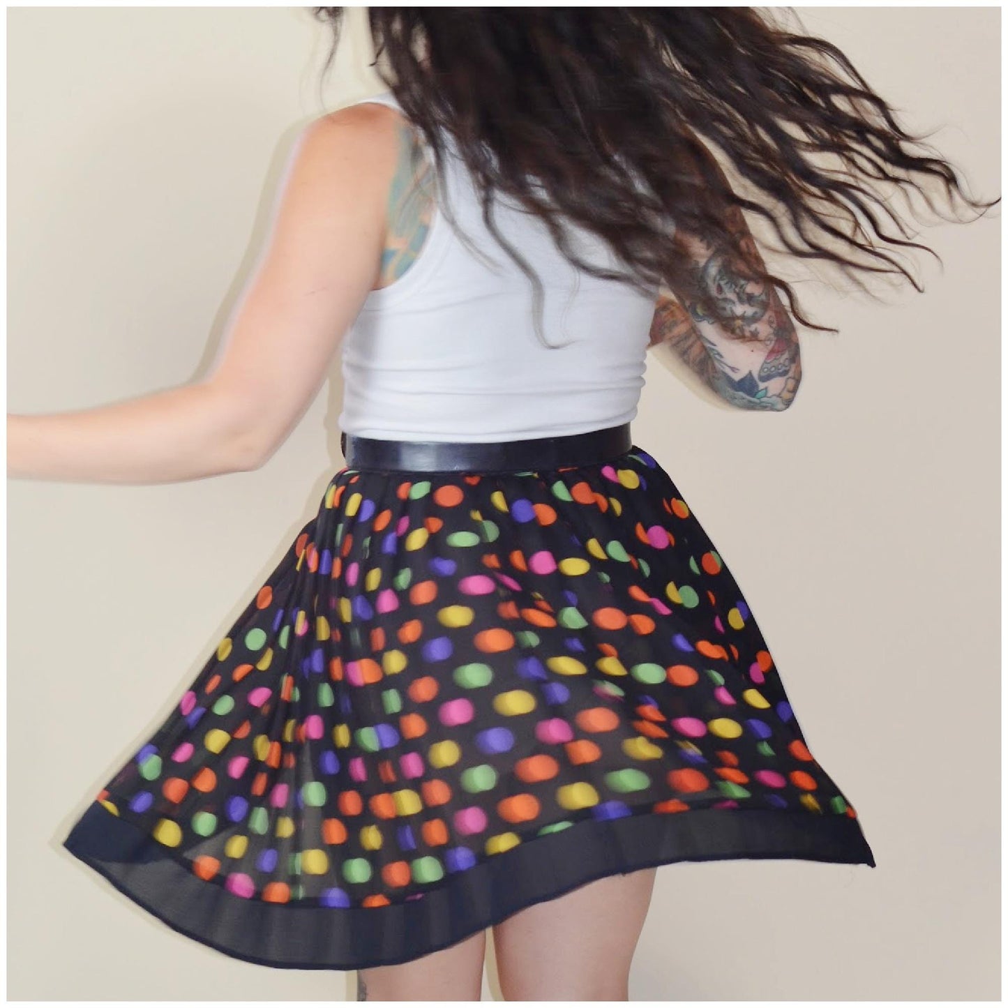 s-m 1980s BCBG Paris Polka Dot Mini Skirt 80s Pleated Chiffon Preppy Skirt