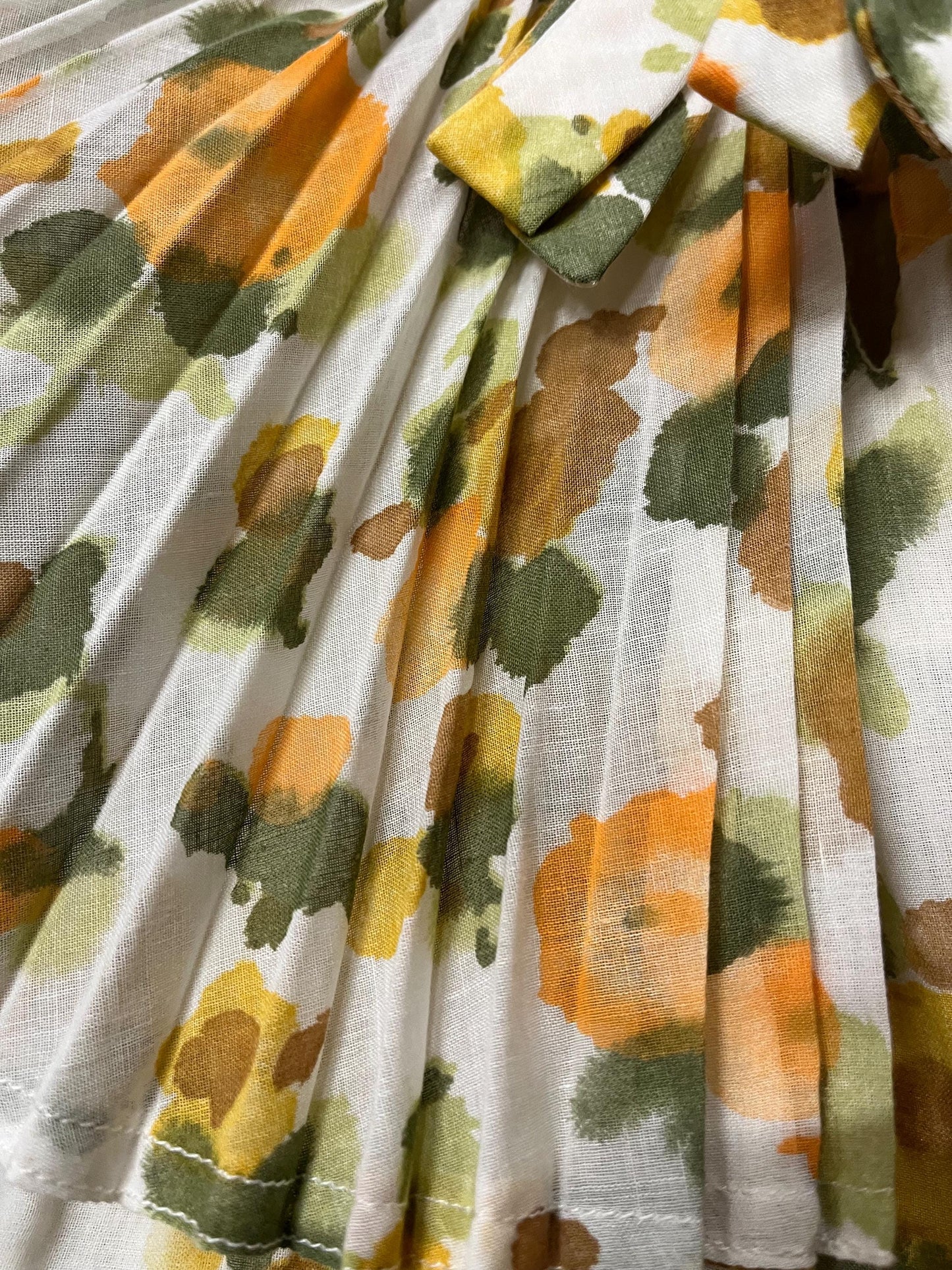 28 waist VINTAGE 1970s Pleated Floral Dress Autumn Fall Colours