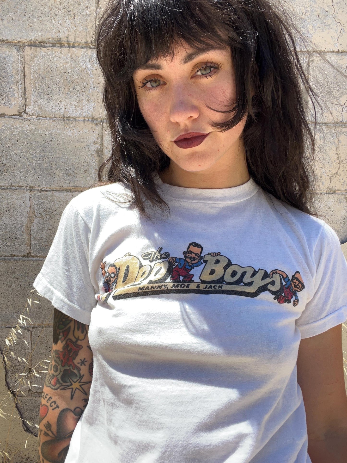 XS Small 1960s PEP BOYS vintage Fitted White Graphic Tee 60s vintage Shirt