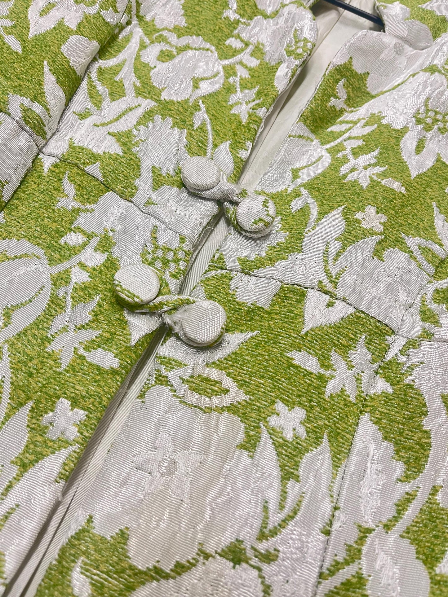 xs 1960s Green Floral Brocade Jacket 60s PETITE Overcoat Vintage Coat