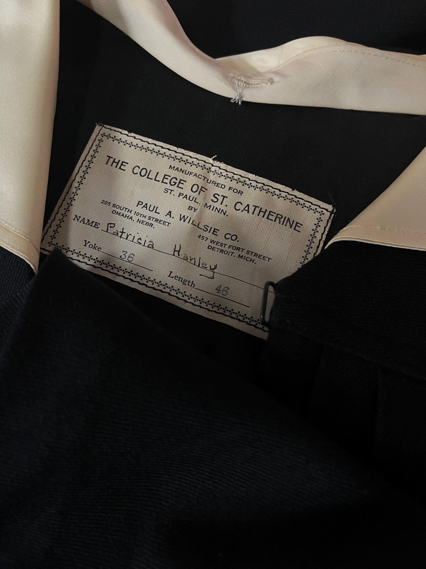 1930s Black Wool Cloak 1936 Catholic College Pleated Gothic Angel Sleeve Graduation Gown