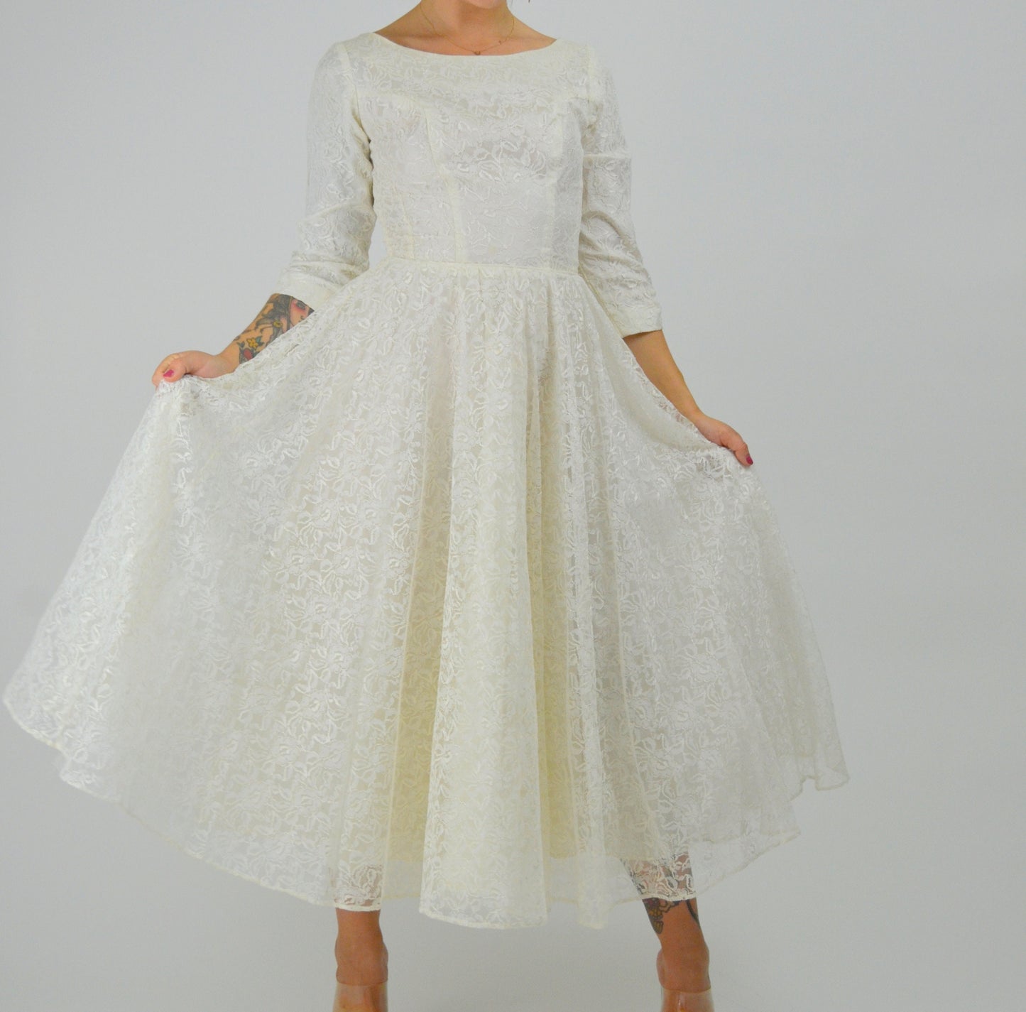 XS 1950 Wedding Dress Vintage White Lace 50s Prom Dress Mid Length Sleeves Mid Century Bride