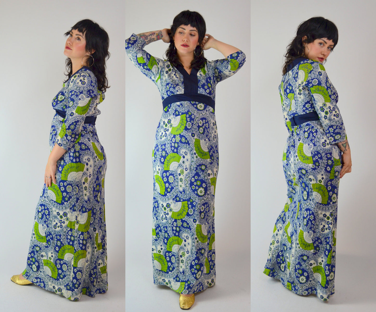 SMALL / MEDIUM 1970s Vintage Fan Print Novelty Dress
