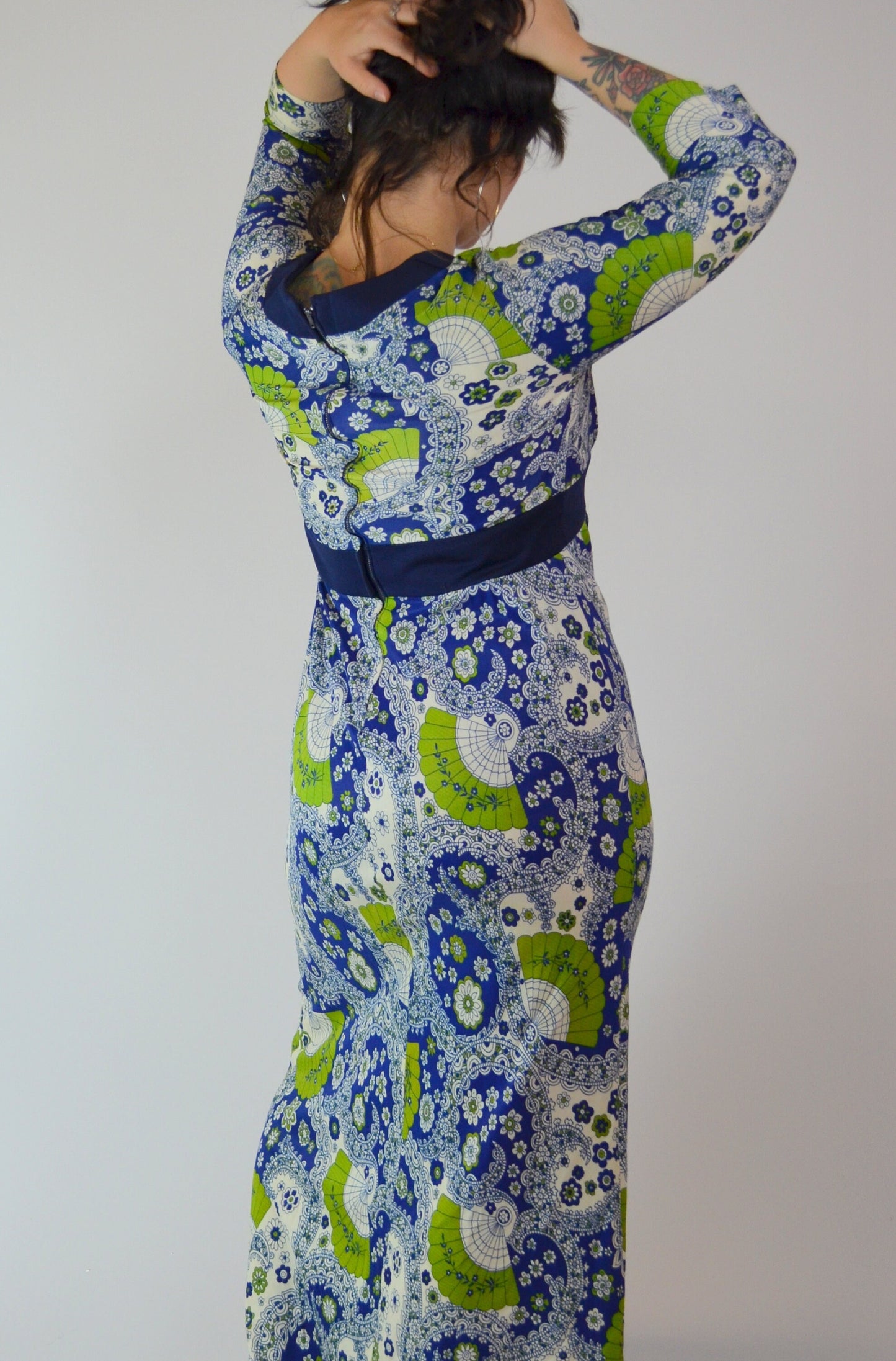 SMALL / MEDIUM 1970s Vintage Fan Print Novelty Dress