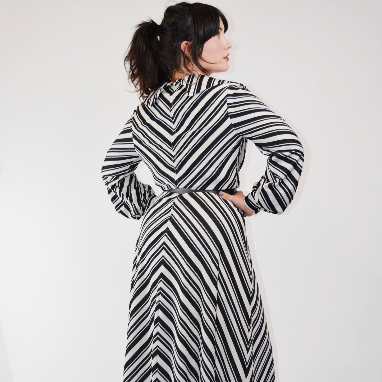 1970s ESTAVEZ - Eva Gabor Long Stripe Maxi Dress - Medium