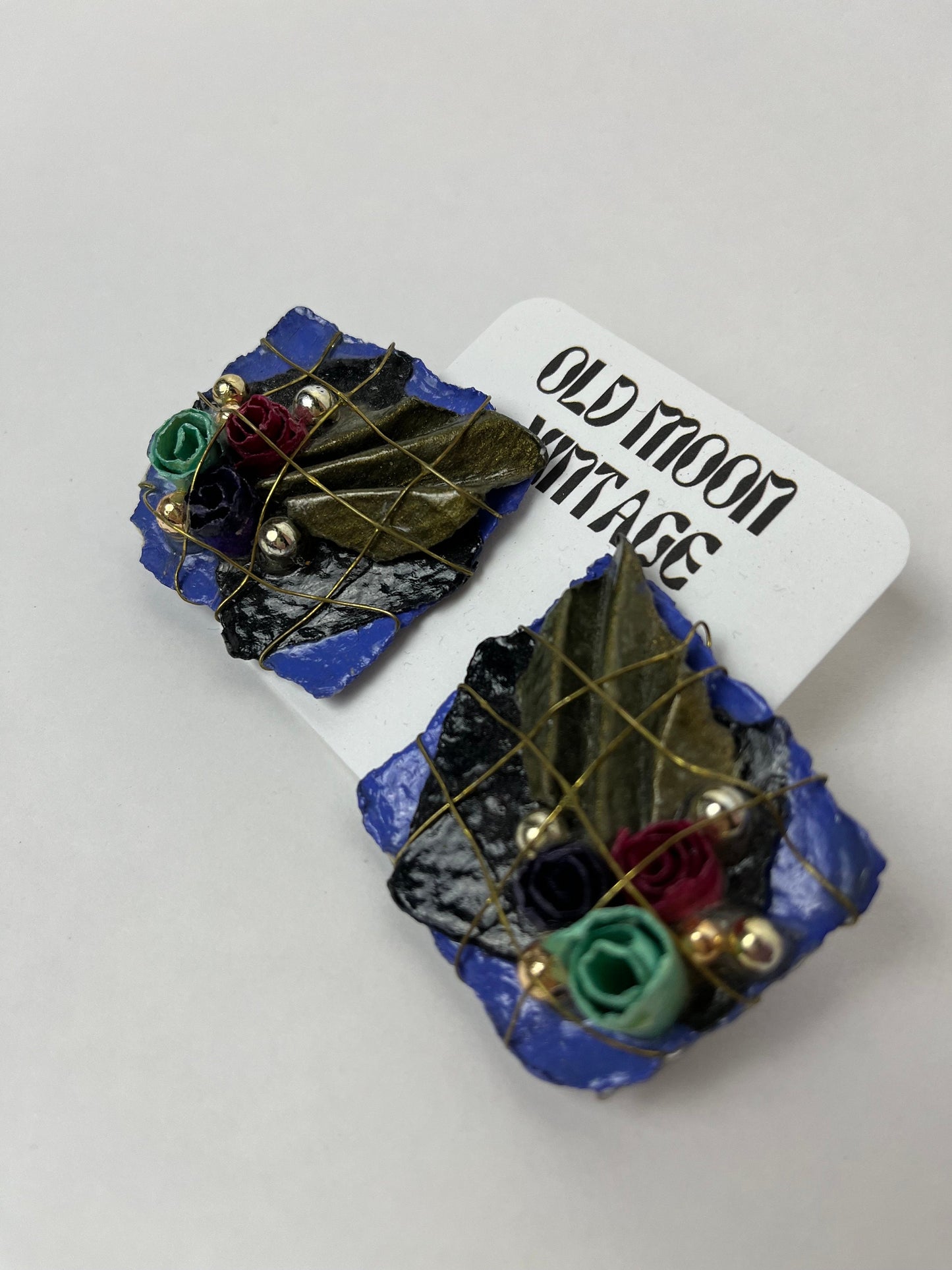 1980s Vintage Clip On Earrings
