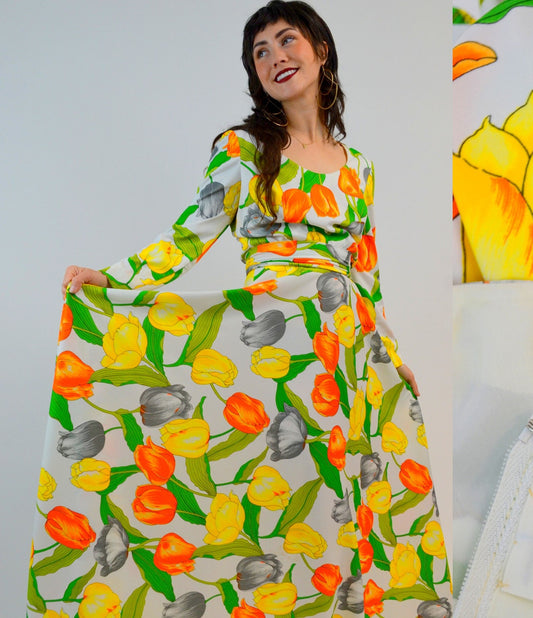 SMALL MEDIUM 1970s Vintage Tulip Designer Dress