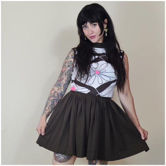 xs 1960s Mini Mod Floral Dress Vintage Brown and White Skater Skirt 60s Vtg