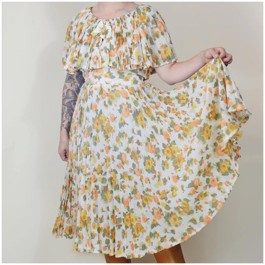 28 waist VINTAGE 1970s Pleated Floral Dress Autumn Fall Colours