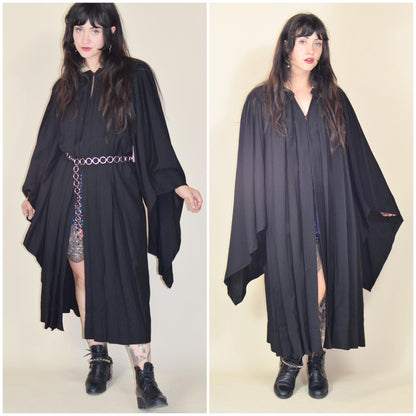1930s Black Wool Cloak 1936 Catholic College Pleated Gothic Angel Sleeve Graduation Gown
