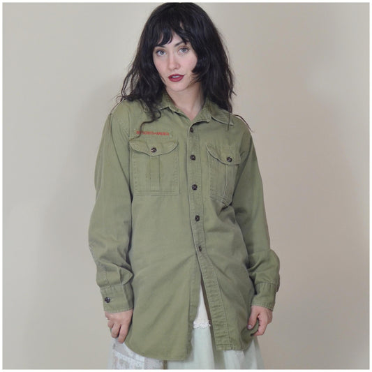 medium 1960s Forest Green Cotton Button Down Shirt Mens BOY SCOUTS of America 70s