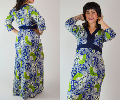 SMALL / MEDIUM 1970s Vintage Fan Print Novelty Dress