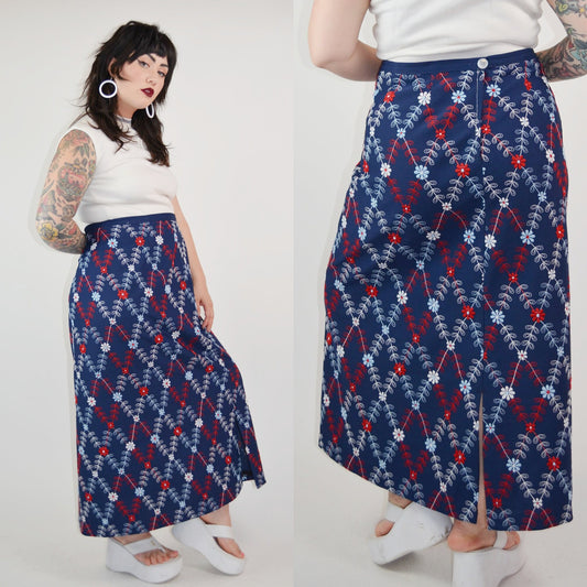 XL- 1960s Embroidered Daisy long Skirt