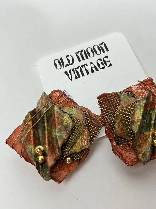 1980s Vintage Clip On Earrings